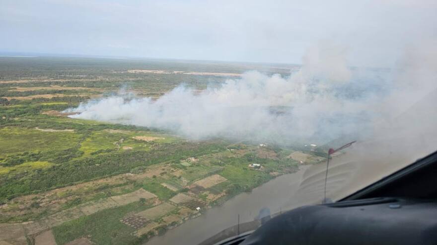 Intensidad de incendio en isla Salamanca ha sido reducida en un 40 %