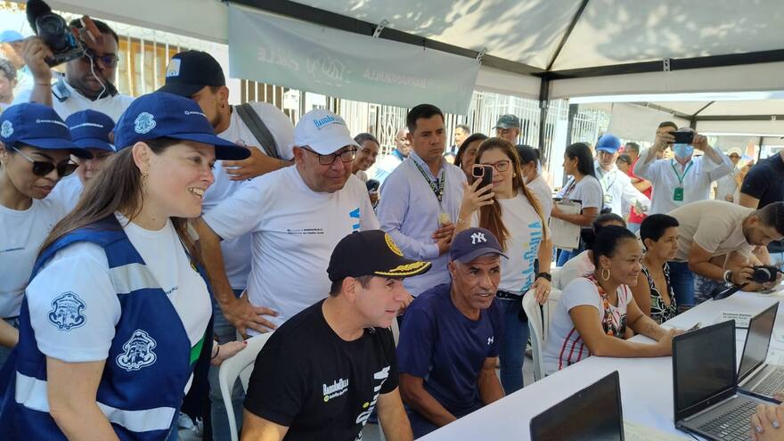 Llega la feria ‘Pa’ la Calle’ al barrio El Bosque este miércoles