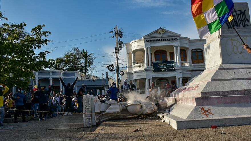 alcalde de Barranquilla Jaime Pumarejo se pronuncia sobre el derribamiento de estatua de Cristóbal Colón