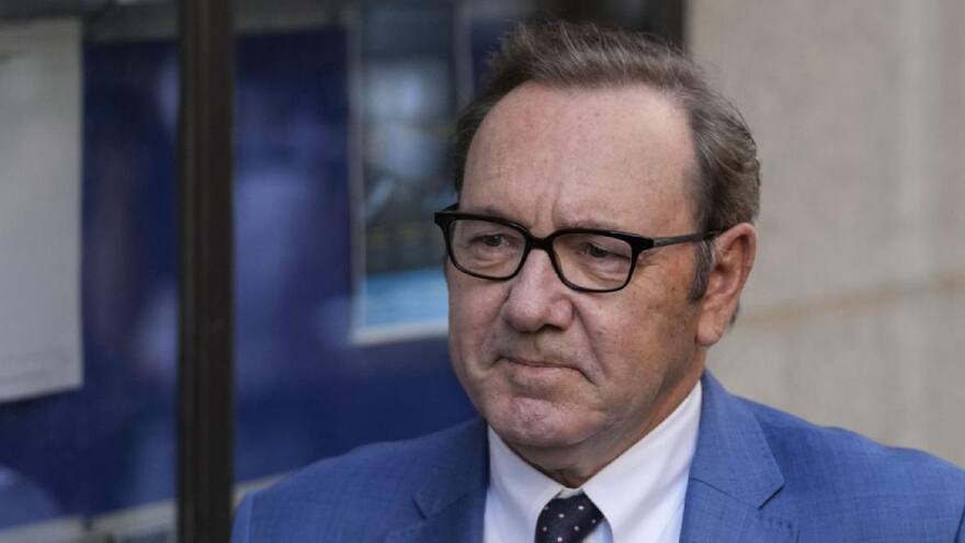 Actor Kevin Spacey niega nuevas acusaciones de comportamiento inapropiados con hombres