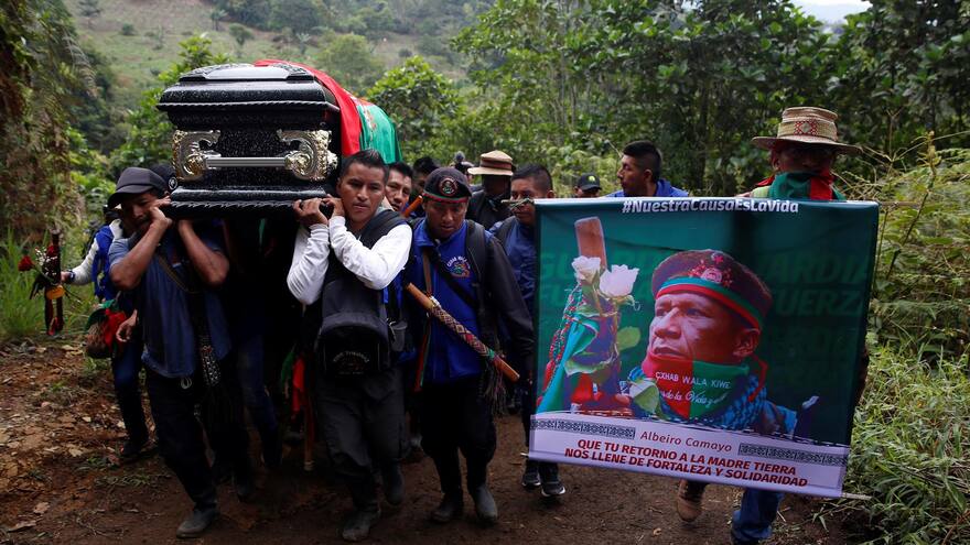 Cientos despiden a excoordinador de la guardia indígena asesinado en el Cauca