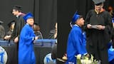 Del encierro a la toga: joven colombiano fue liberado por el ICE dos días antes de su graduación en EE. UU.