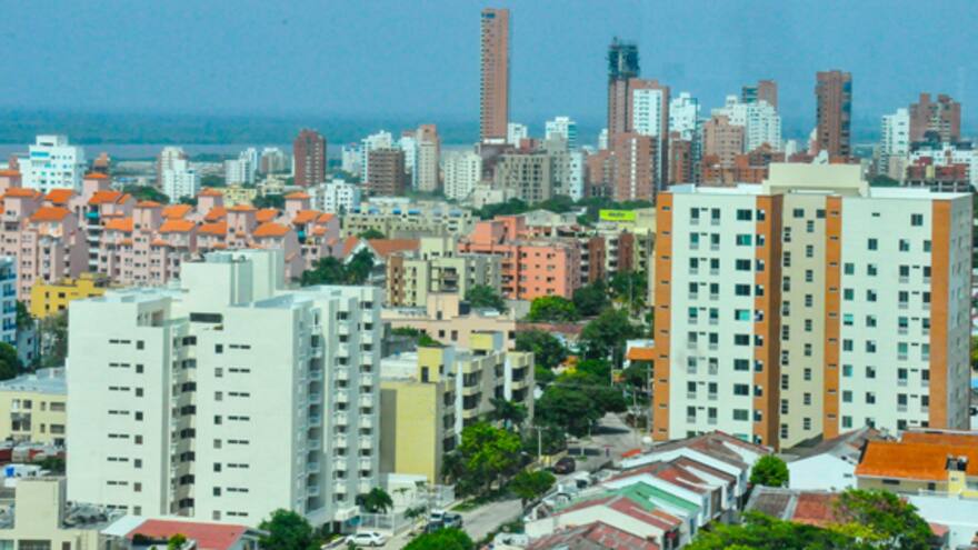 Políticos: 'corruptos' que no defienden el interés de la ciudad