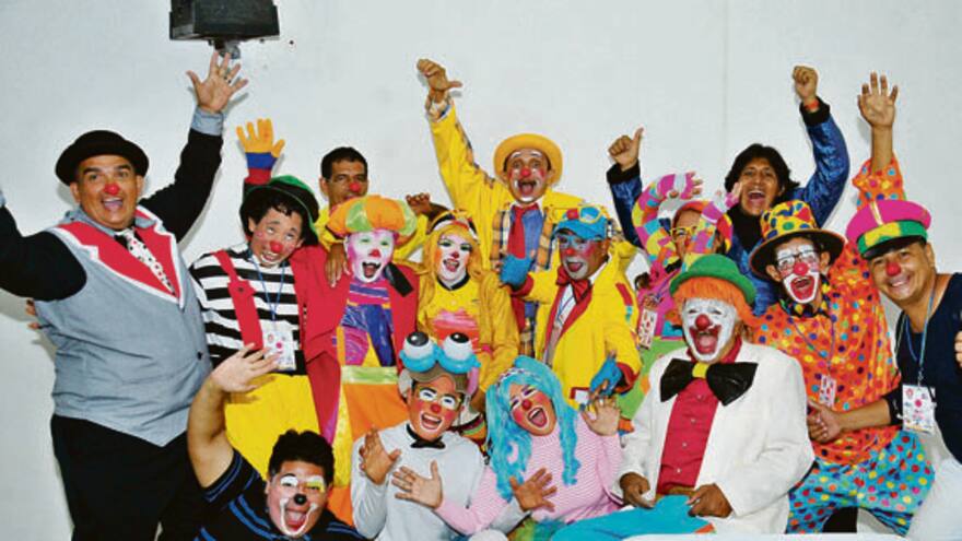 Los temas serios de una convención de payasos