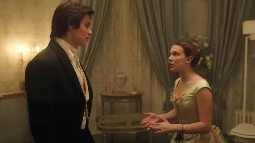 Millie Bobby Brown, de Stranger Things, fue acusada de besar a un compañero sin su consentimiento en Enola Holmes 2
