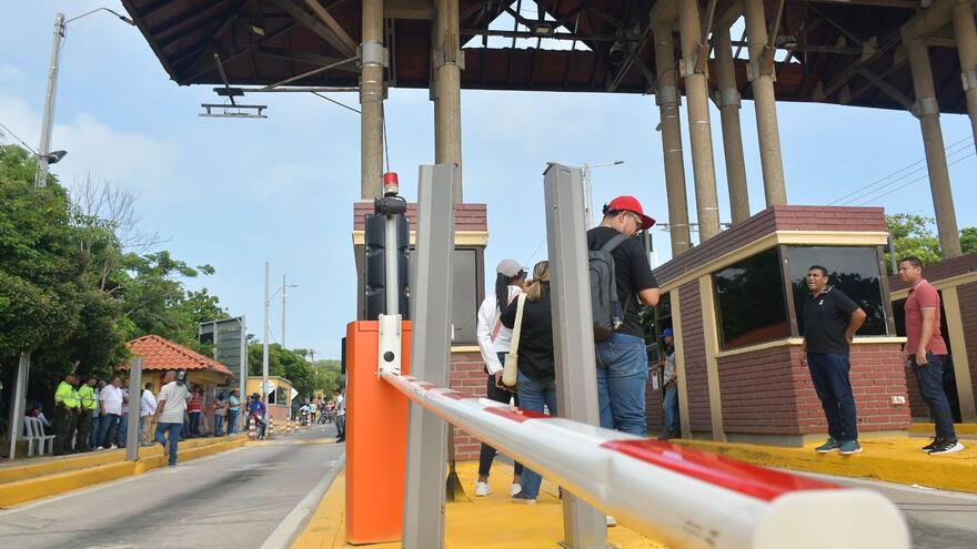 Manifestantes seguirán protestando hasta que se elimine el cobro en Papiros