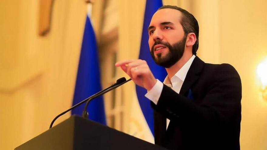 El presidente Nayib Bukele inaugura en El Salvador el primer centro de datos comercial