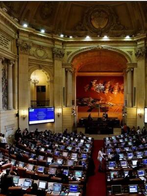 Salud: ¿Lucha o rapiña? | Columna de Álvaro Villanueva