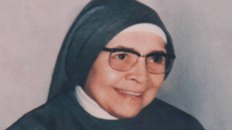 El papa elogia la dedicación de beata colombiana Madre Berenice