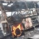 Un bus fue incinerado por hombres armados en San Onofre