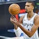 Los Spurs asaltan Minnesota y toman ventaja en la serie de semifinales