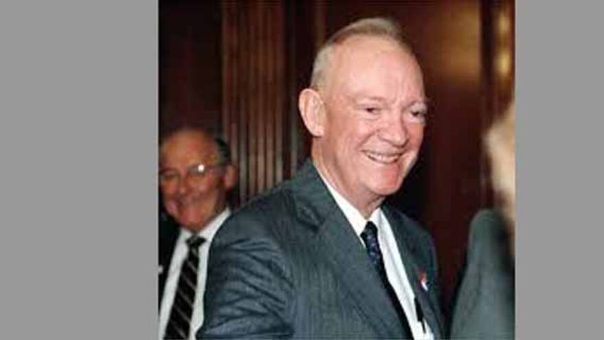 Fallece a los 91 años John Eisenhower, historiador e hijo del presidente