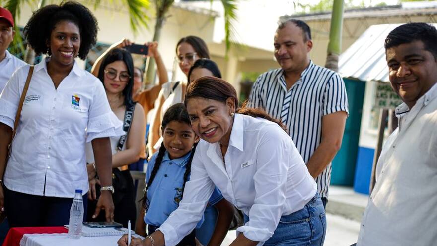 El PAE de Sucre ya tiene firmado el acta de inicio