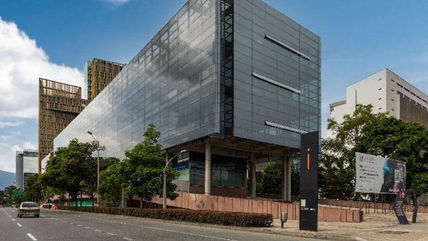 Adelantan más de 20 proyectos para ampliar cobertura educativa en el país