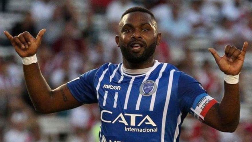 Con lágrimas, euforia y el cariño de su gente despiden al ‘Morro’ García