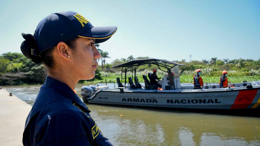 La mujer que comanda la seguridad en las aguas de Barranquilla
