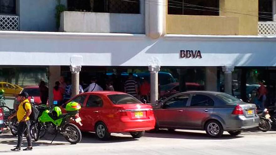 Roban banco BBVA en Santa Marta y se llevan aproximadamente $20 millones