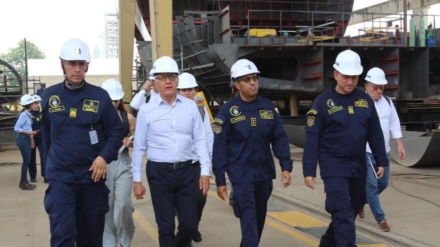 Ministerio de Salud anuncia la construcción de tres hospitales flotantes para atender a comunidades vulnerables