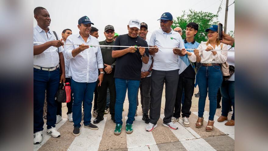Entregaron la vía de acceso al megacolegio Altos del Rosario, en el norte de Sincelejo