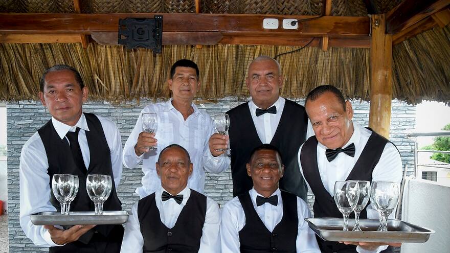 Cuatro historias servidas a la mesa