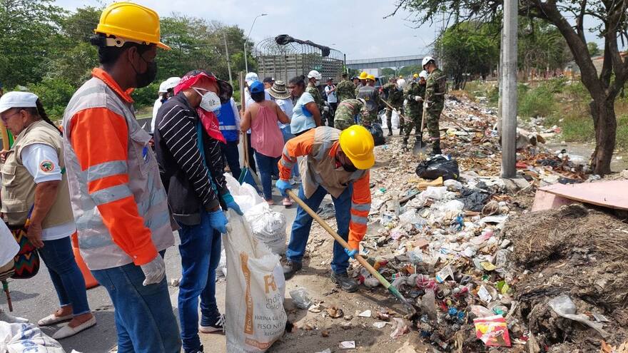 Prohibirán circulación de carromuleros en la Vía Oriental por basureros a cielo abierto