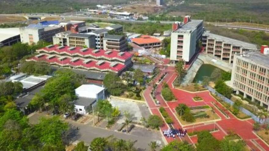 Resaltan trabajo científico de universidades de Barranquilla