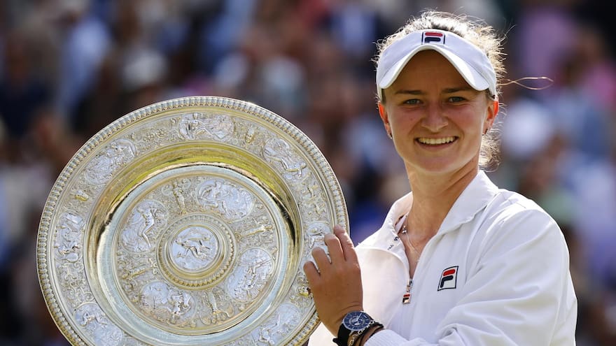 La checa Barbora Krejcikova conquista Wimbledon