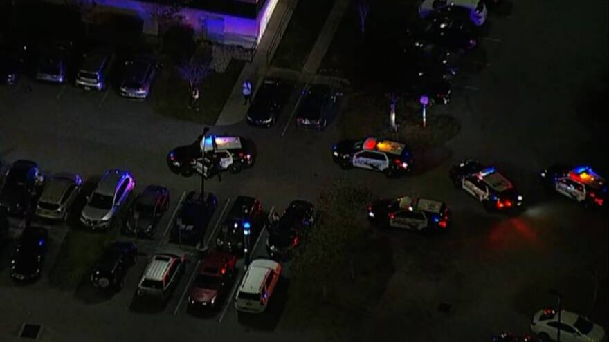 Mundo: tiroteo en Florida, Estados Unidos, deja una decena de personas heridas