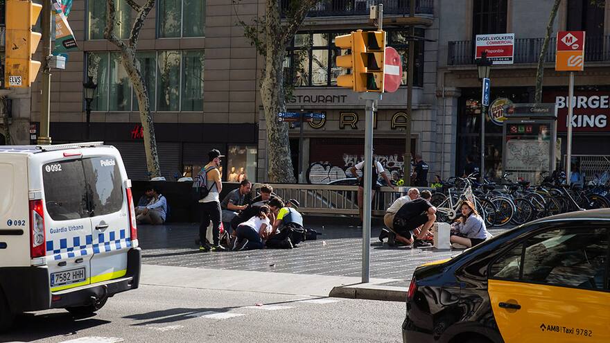 El mundo condena 'ataque terrorista' de Barcelona