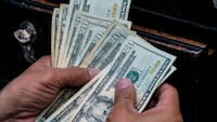 El dólar en Colombia abre al alza, pero se mantiene en la línea de $3.600