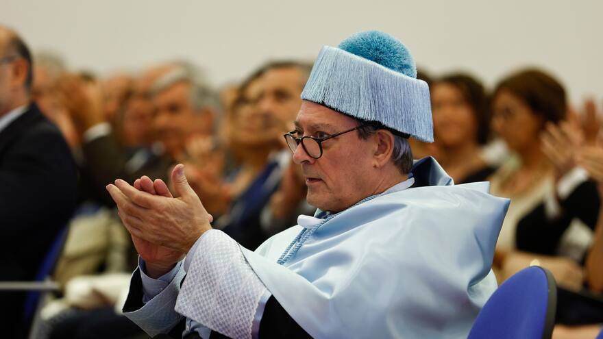 El mundo de las letras lamenta la muerte de Paul Auster