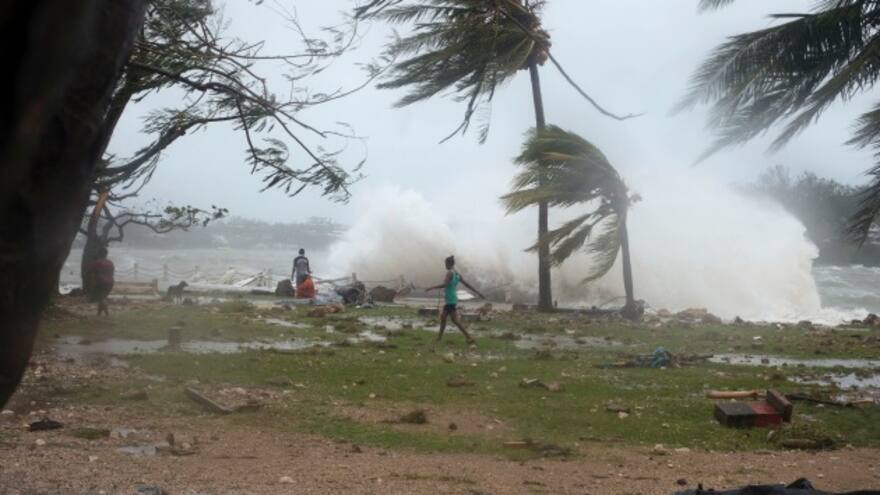 Ciclón Pam deja un rastro de destrucción en Vanuatu