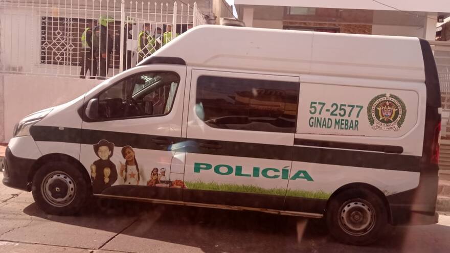Capturan a hombre que habría conducido a 2 menores a ver videos para adultos