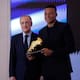 Mbappé recibe la Bota de Oro: “Es imposible ganar este premio sin el equipo”