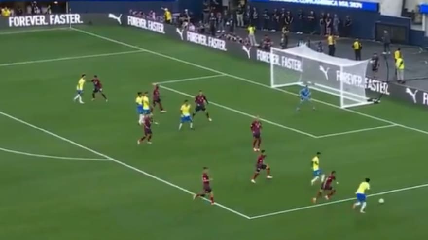 En partido entre Brasil y Costa Rica usaron por primera vez la tarjeta rosa