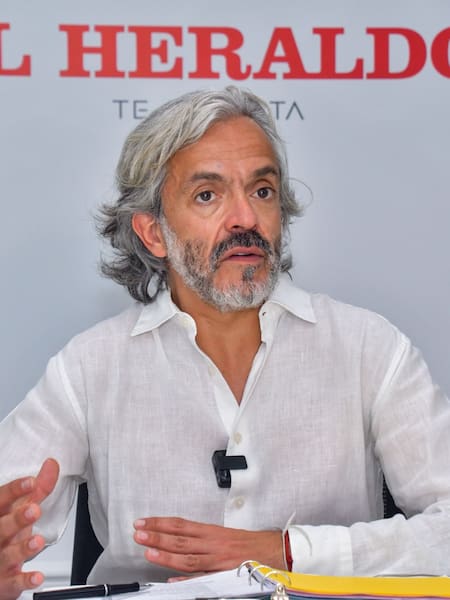 “Petro viene a Barranquilla, culpa al alcalde de la pobreza, pero es él mismo quien la abandona”: Juan Daniel Oviedo