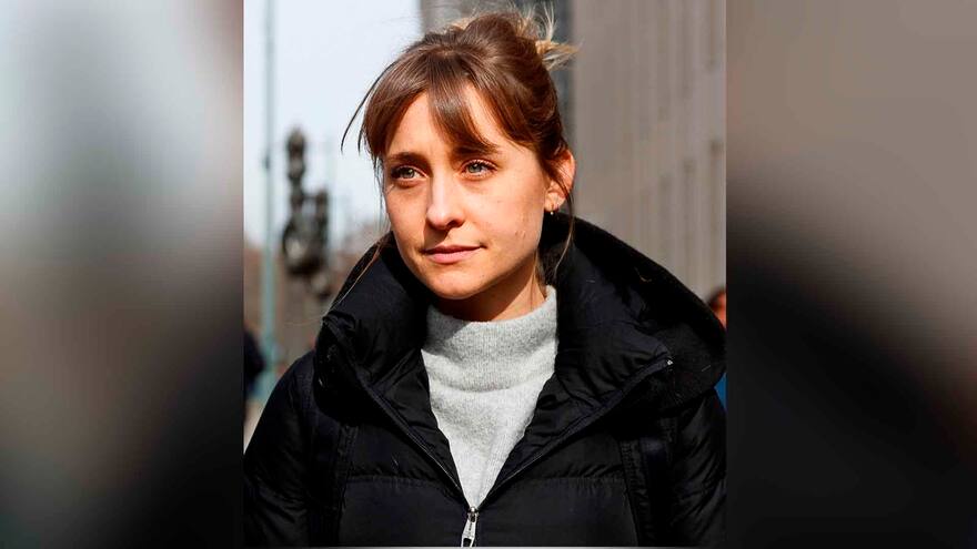 Actriz Allison Mack, de Smallville, condenada a 3 años por su participación en secta sexual