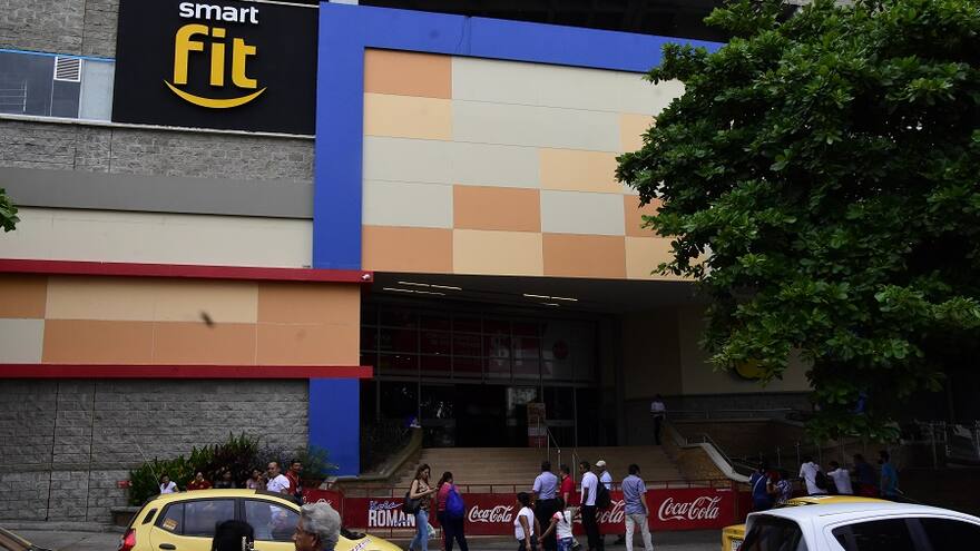 'El centro comercial reabrirá este sábado': representante de Único