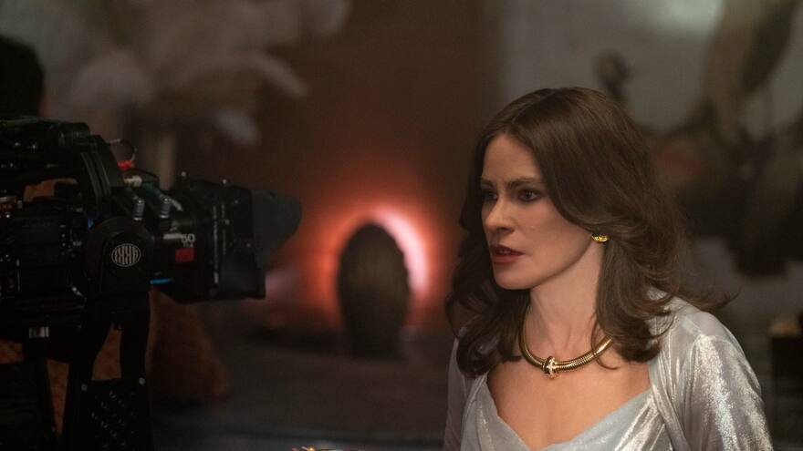 Un carro ‘inhalando’: la polémica promoción de Netflix Francia a Griselda