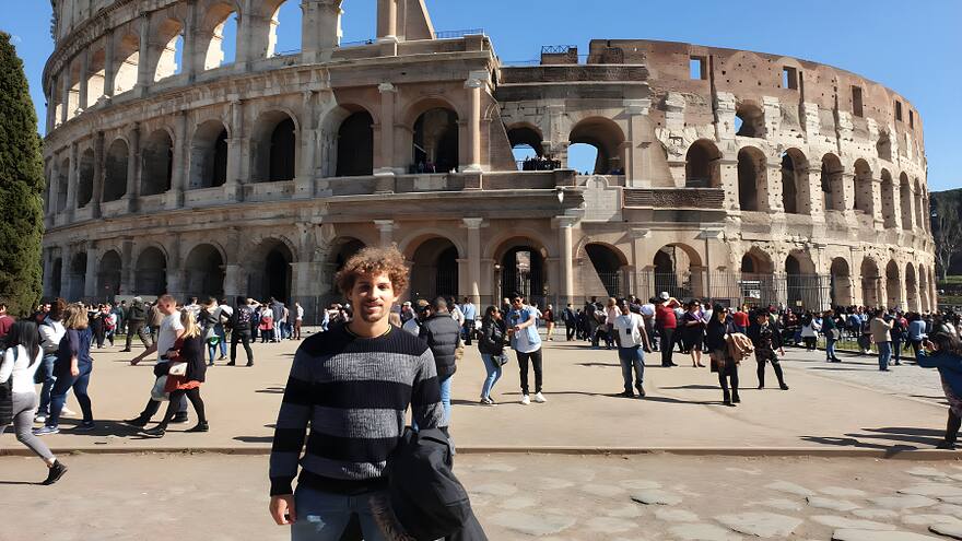 Christian Zea, el trotamundos costeño que ha recorrido 60 países