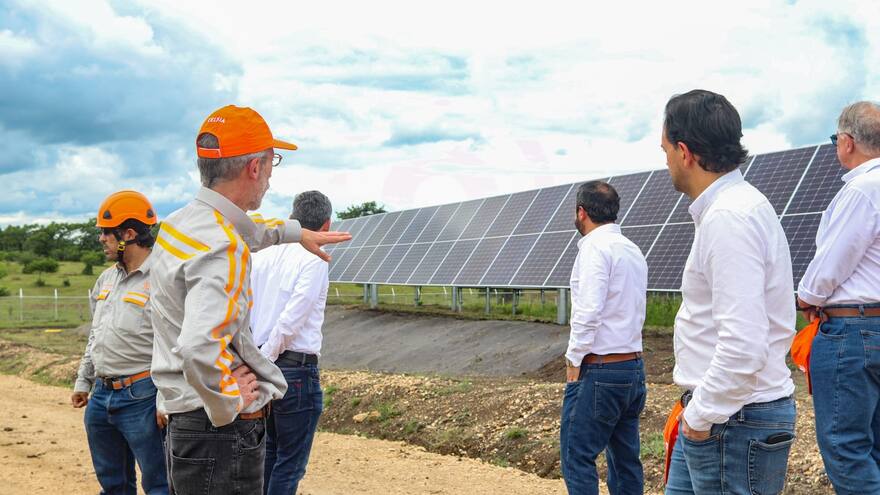 'Dejamos una política integral para la transición energética': Viceministro de Energía