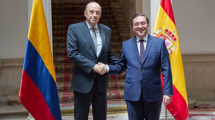 Álvaro Leyva se reúne con su homólogo español para estrechar lazos de cooperación bilateral