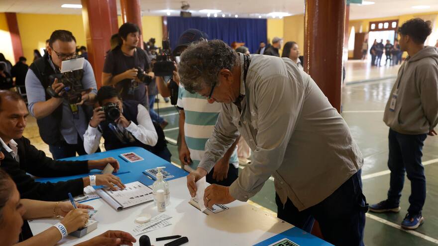 Elecciones en Guatemala: centros de votación abrieron puntuales y sin inconvenientes