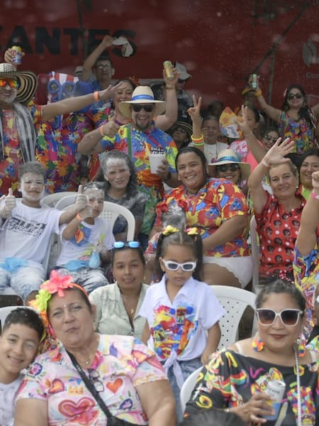 El goce se toma las calles de Santo Tomás en la Batalla de Flores 2026