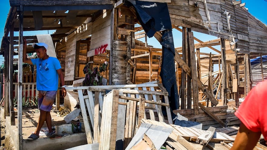 Desalojo en Las Flores fue suspendido hasta nueva fecha
