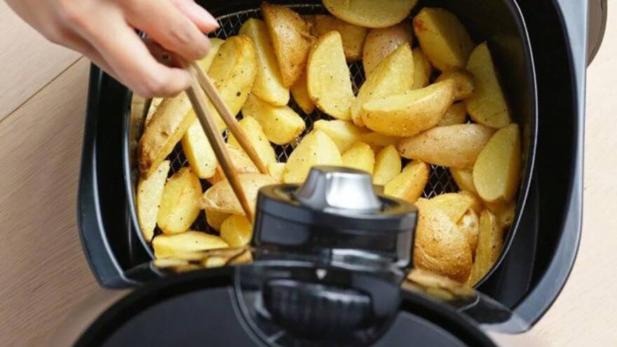 ¡Ojo! Nunca metas estos alimentos a tu air fryer, podría tener graves consecuencias
