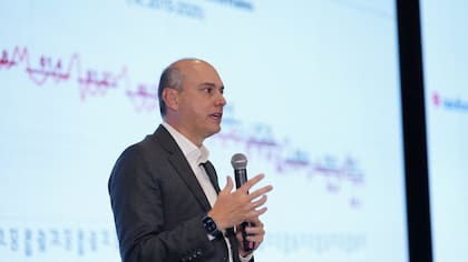 Anif dice que el Gobierno debe recortar $16,3 billones del PGN 2026 si el Congreso no aprueba la tributaria