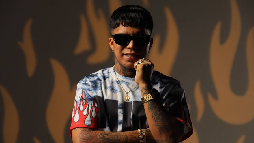 Alejandro Ayala, la voz del gueto que conquistó los BNTV AWARDS 2025