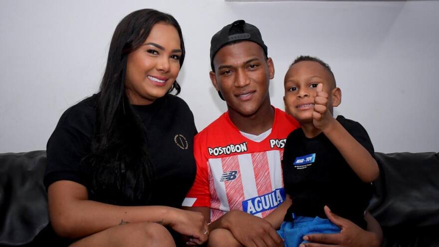 Carlos Gruezo abre su escuela de fútbol en Barranquilla y lanza un deseo: 'Espero algún día jugar en Junior y ganar una Libertadores'