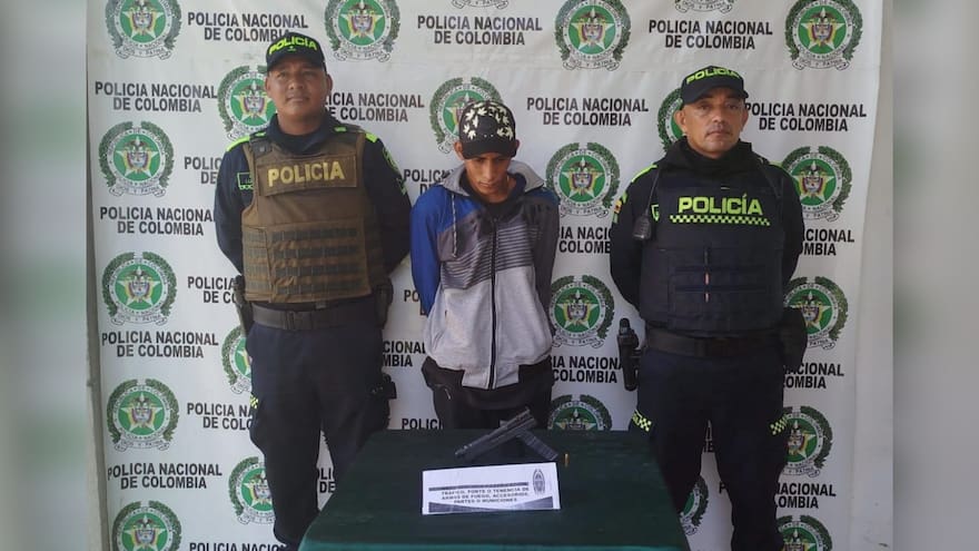 La Policía de Magangué capturó a un hombre que portaba un arma hechiza